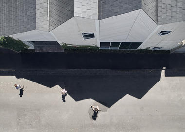 画廊 ‘山峦’起伏，RaeRae 之家 / Austin Maynard Architects  - 10