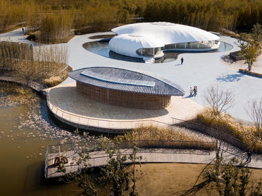 Nantong Urban Agricultural Park Tourist Service Center / Z-one Tech