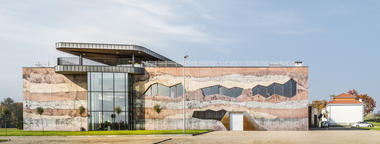 表皮对周边地质的映射，达芬奇区域科学中心 / eM4.Pracownia Architektury.Brataniec