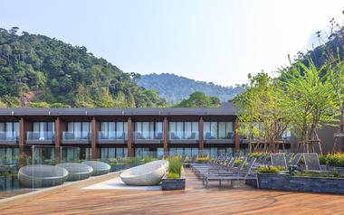 KC Grande Resort & Spa-Hillside / Foundry of Space