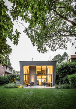 Gallery of Back to Basics House / OPEN ARCHITECTES  - 12