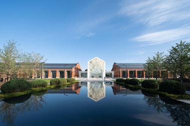 Revitalization of Shenyang Dongmaoku / URBANUS