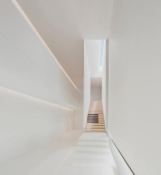 Gallery of Hidden House / Architects 49  - 15