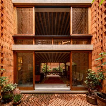 Iturbide Studio / Taller de Arquitectura Mauricio Rocha + Gabriela Carrillo
