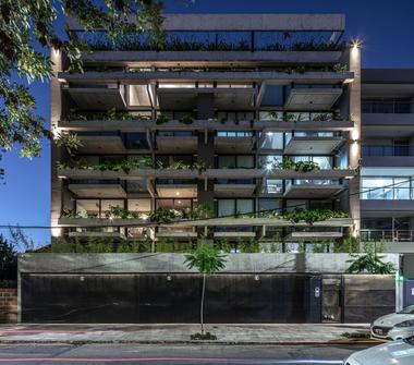 Edificio BTE 05 / Bustamante Arq