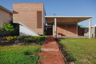 Casa D06 / Estúdio Ginga