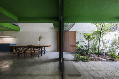 3.2 Home / Aaaaaa
