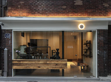 Peer Coffee Roasters / Plainoddity