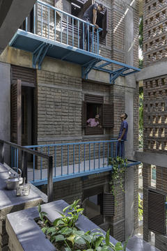 Gallery of Ramai Boys Hostel / Amruta Daulatabadkar Architects adaa  - 14