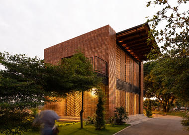 Gallery of La Pradería Sports Integration Center for Rural Areas / Natura Futura Arquitectura  - 21