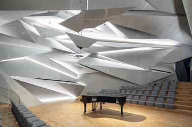 Gallery of Villa Marteau Concert Hall / peter haimerl.architektur  - 6