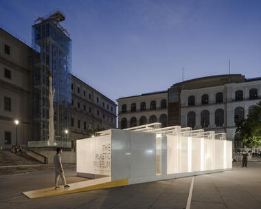 Gallery of The Plastic Museum / delavegacanolasso  - 16