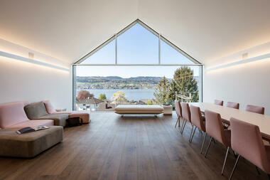 Six Houses With Impressive Views (and Windows)