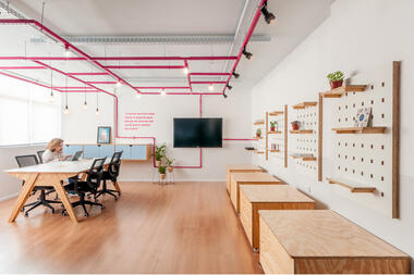 Ana Holanda's Office / Studio dLux