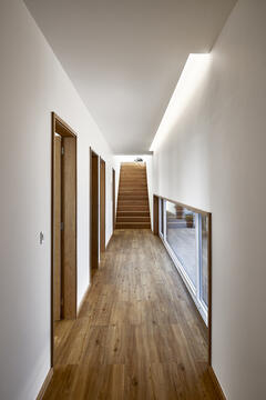Galeria de Casa em Cacia   / BAU.UAU Arquitectura  - 4