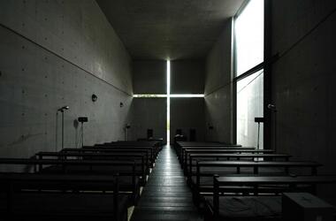 Clásicos de la arquitectura: Iglesia de la Luz / Tadao Ando Architect & Associates