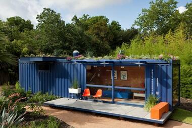 Casa-Container para invitados / Poteet Architects