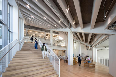 Gallery of Tokyo Institute of Technology Hisao & Hiroko Taki Plaza / Kengo Kuma & Associates  - 12