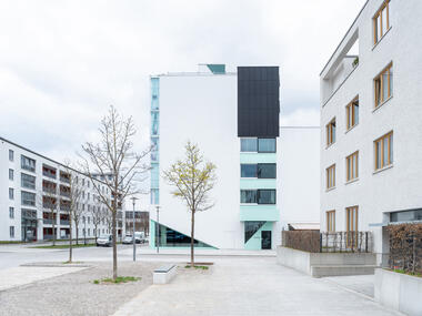 A Residential Building in Munich Wins 2022 DAM Preis for Architecture in Germany 