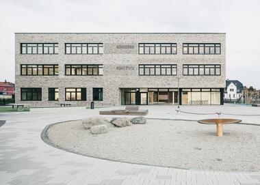 Gallery of Inclusive School Centre / Sehw Architektur  - 1