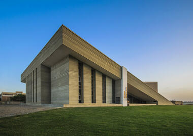 IBA Student Centre / Najmi Bilgrami Collaborative