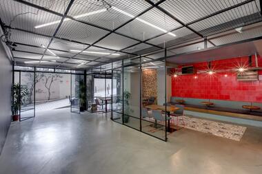 Moda Sahnesi / Halukar Architecture