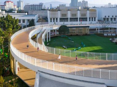 Yuxi No. 1 Kindergarten Guishan Branch / Think Logic Design
