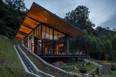 Smolhaven House / Choo Gim Wah Architect