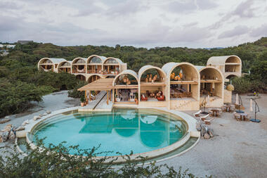 自然之美，原生态拱顶海岸酒店 / Taller de Arquitectura X / Alberto Kalach
