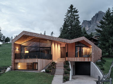 House Carezza / Tara Architekten