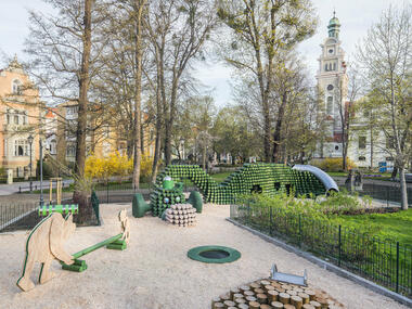 The Cuddly Playground / BudCud + Iza Rutkowska