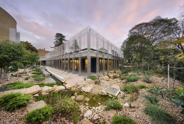Wade Institute of Entrepreneurship / Lovell Chen