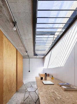 Galería de Instalaciones a la vista: 15 ejemplos de aplicaciones en espacios interiores de la casa  - 15