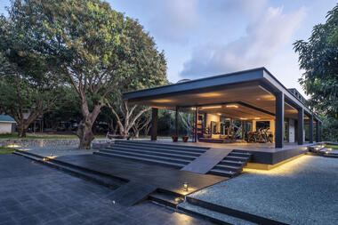 CG Villa (Calatagan Gym Villa) / 8x8 Design Studio Co.