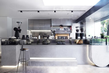Duet Cafe & Salon / Absence from Island