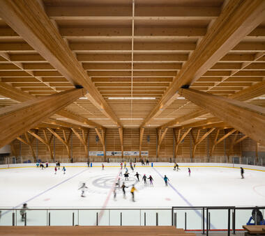 画廊 斯基纳高地木结构冰球场 / Hemsworth Architecture  - 1