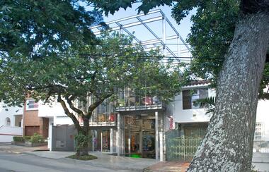 Gallery of Bioclimatic Prototype of a Host and Nectar Garden Building  / Husos Architects  - 5