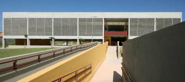 FDE Campinas - Escola Estadual Parque São Bento / bvy arquitetos
