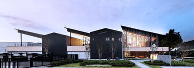 龟甲万研发中心 / 日建设计