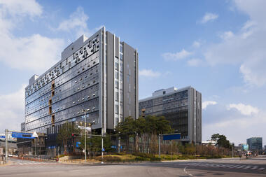Gallery of Giheung Business Park / KARO Architects  - 2
