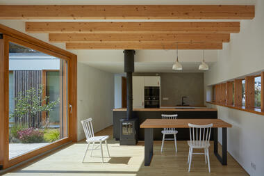 Gallery of House for a Photographer / ValArch Atelier  - 16
