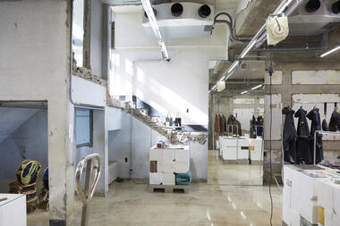 Kolon Sport Sotsot Rebirth Shop / Schemata Architects
