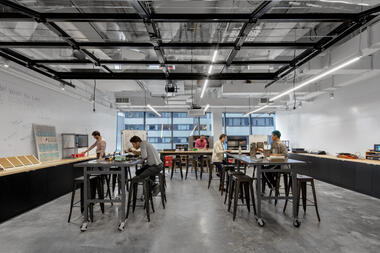 Gallery of Publicis Groupe Offices / Elkus Manfredi Architects  - 19