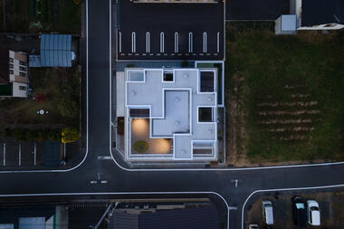 Gallery of House in Yanakacho / Taiga Kasai + Chong Aehyang Architecture / KACH  - 19