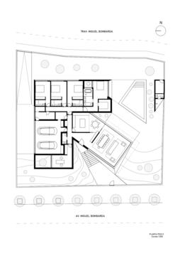 Galeria de Casa Tilt / MUTANT Architecture & Design  - 23