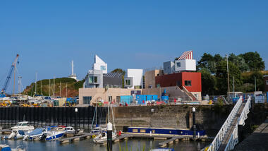 East Quay / Invisible Studio