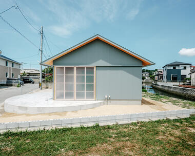 Gallery of Riverside House / Shinji Nakano Architects  - 2