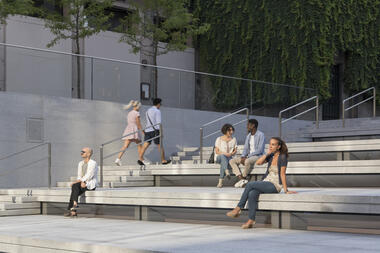 Gallery of Apple Piazza Liberty  / Foster + Partners  - 8