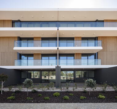 Villa Nature / Saraiva + Associados