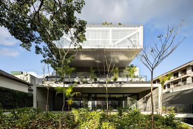 Girassol Building / FGMF
